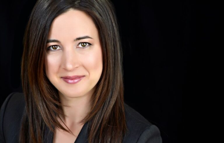 Heidi Hauver headshot